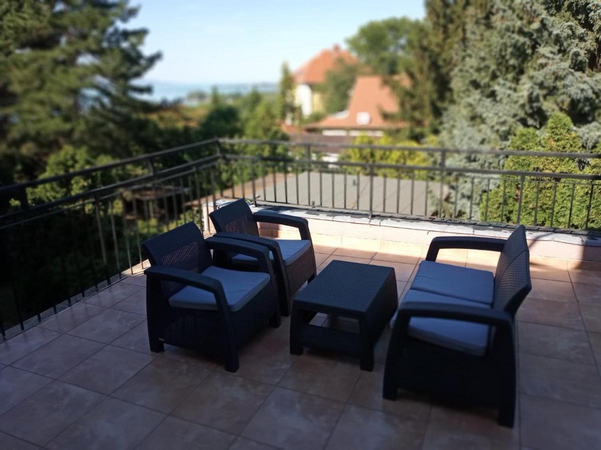 Pergola Panzio Hotel Balatonföldvár Buitenkant foto